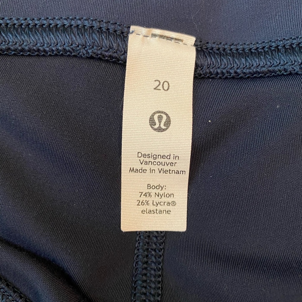 lululemon Womans InStill High Rise Leggins size 20